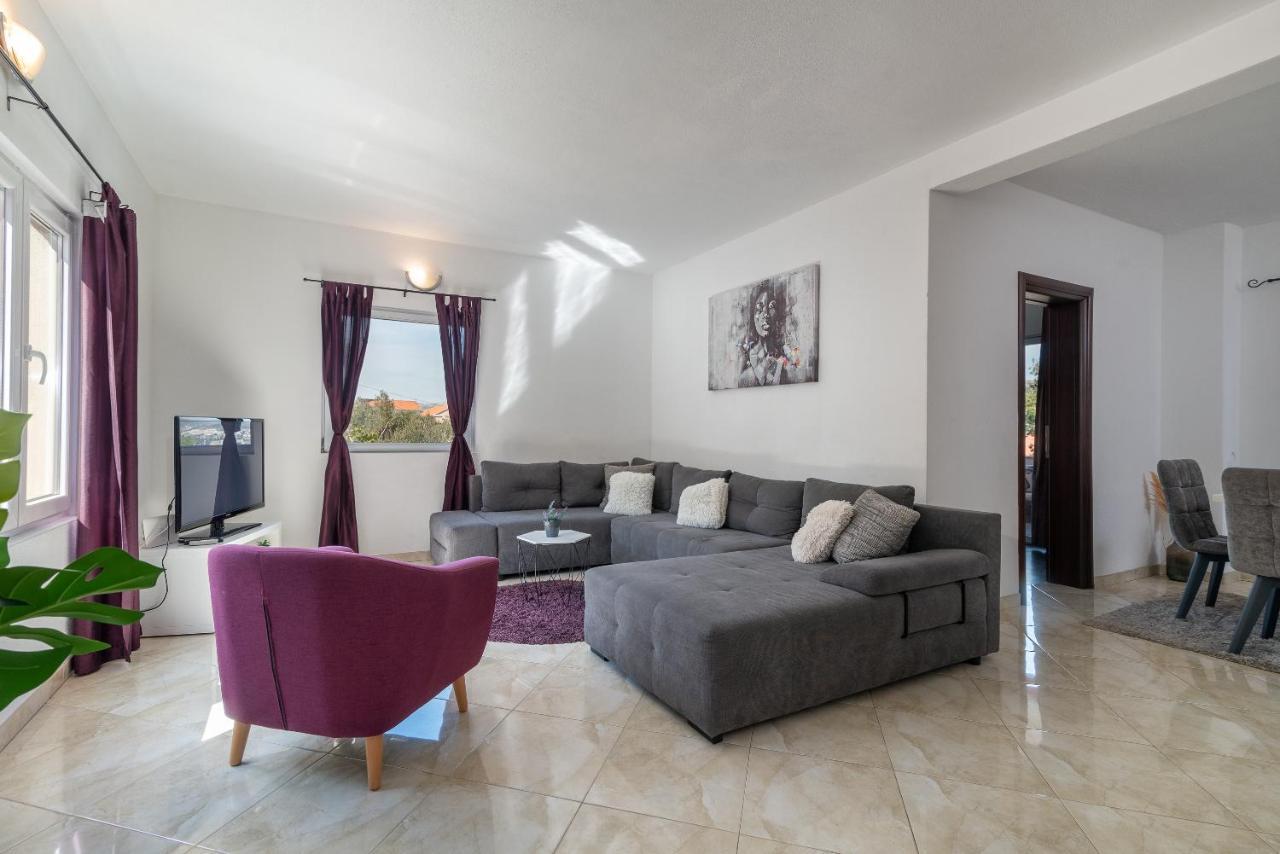 Holiday Villa Nostra Trogir Exteriör bild