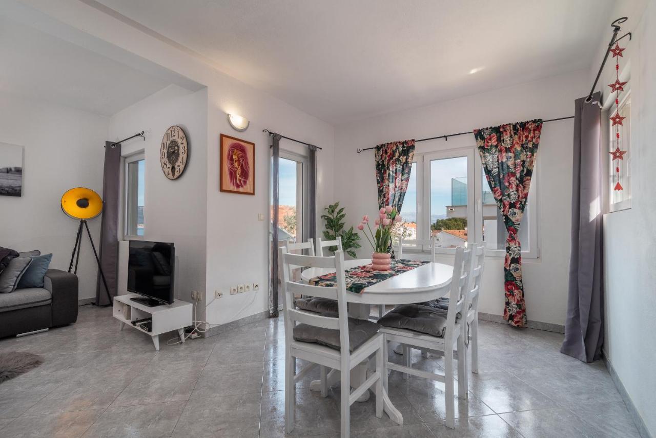Holiday Villa Nostra Trogir Exteriör bild